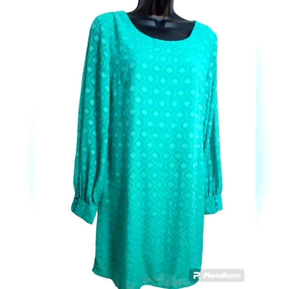 Maurices Dress, Size M, Green Blousen, Key hole back, Open Sleeves, Knee Length - Picture 3 of 12